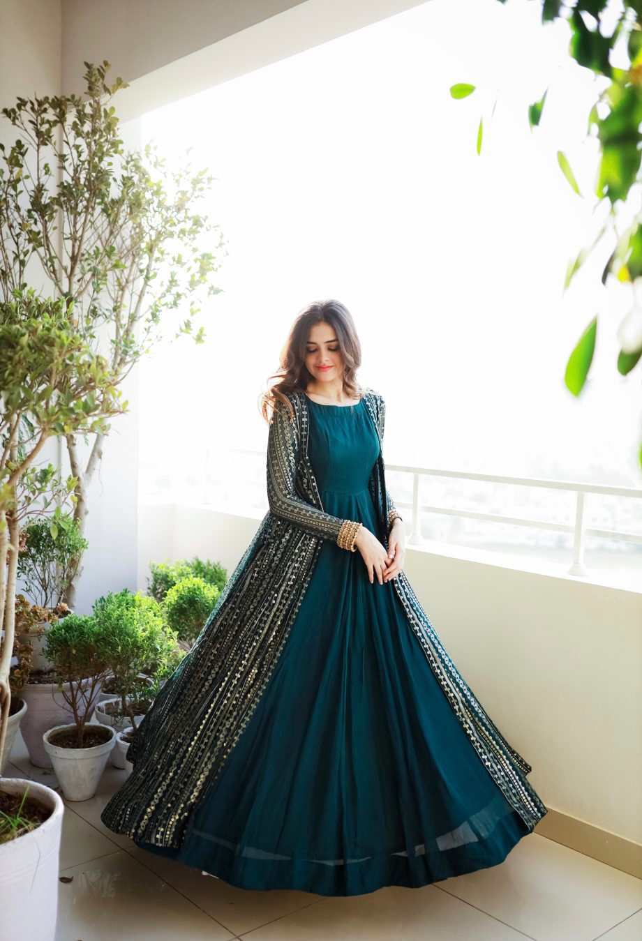 Georgette Plain Presenting New Anarkali Gown, Half Sleeve, Maroon at Rs 800  in Surat
